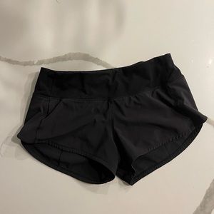 Lululemon 2.5” inseam speed up shorts size 2